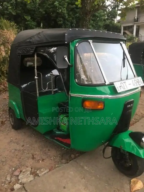 Bajaj RE 2009