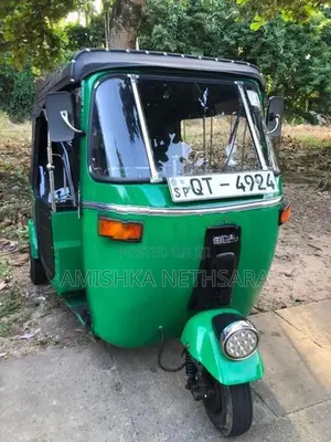 Bajaj RE 2009
