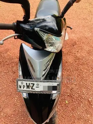 TVS Streak Scooty 2011