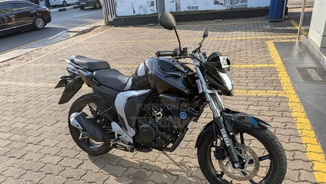 Yamaha FZs V2 2025