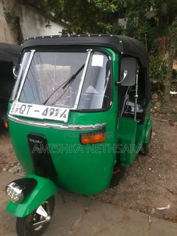 Bajaj RE 2009
