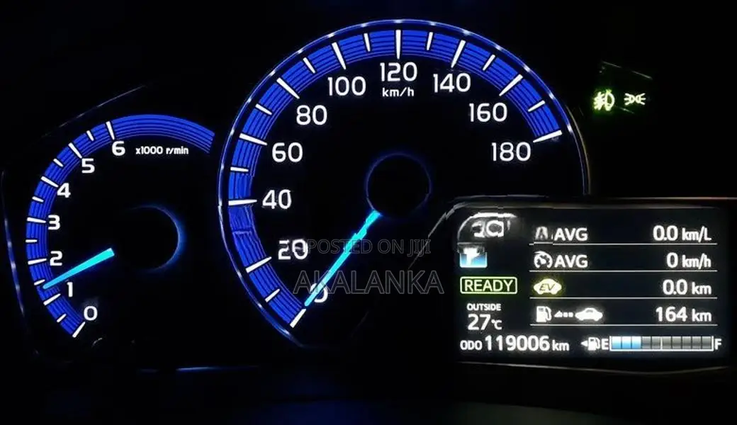 Toyota Axio 2015