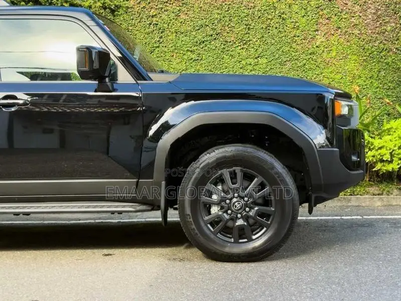 Toyota Land Cruiser Prado LC250 2025
