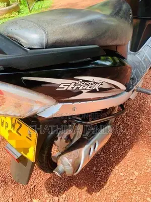 TVS Streak Scooty 2011