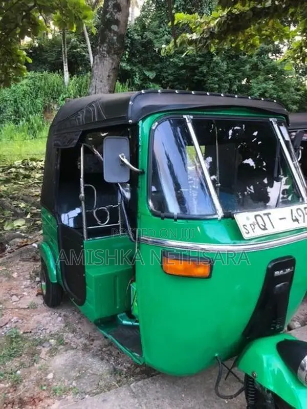 Bajaj RE 2009