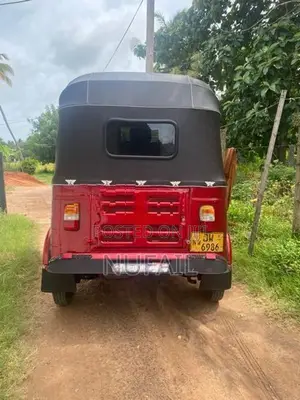 Bajaj RE 2004