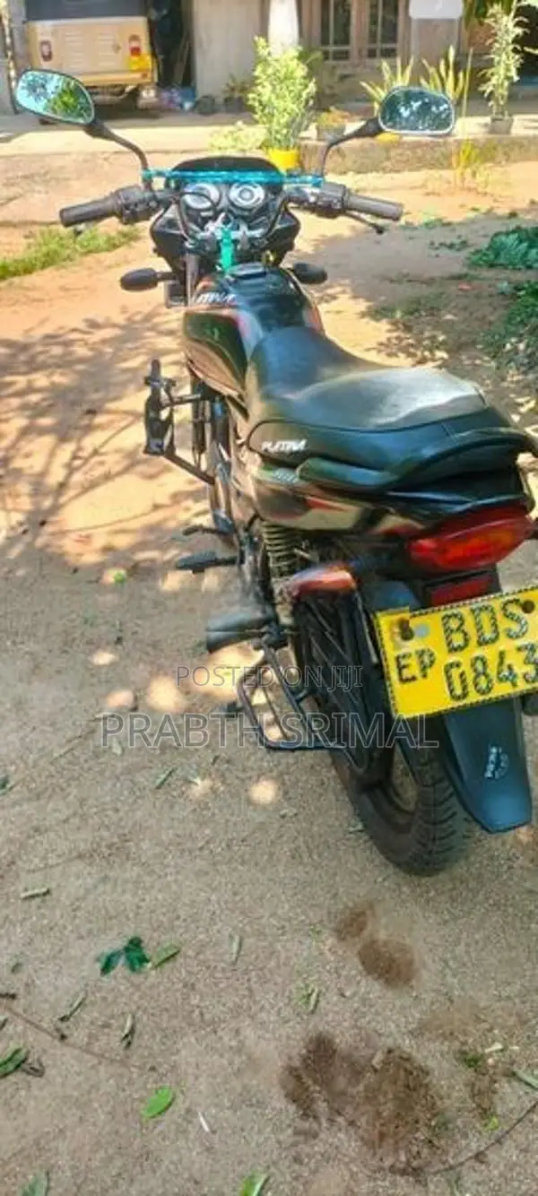 Bajaj Platina 2016