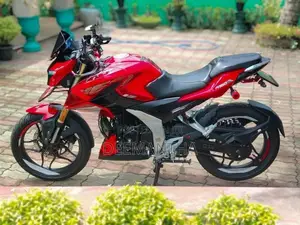 Bajaj Pulsar N160 2025
