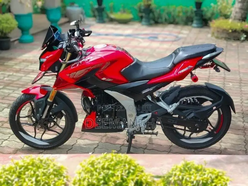 Bajaj Pulsar N160 2025