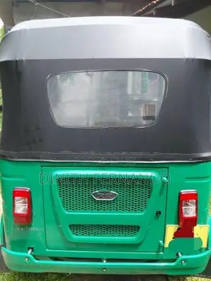 Bajaj RE 2025