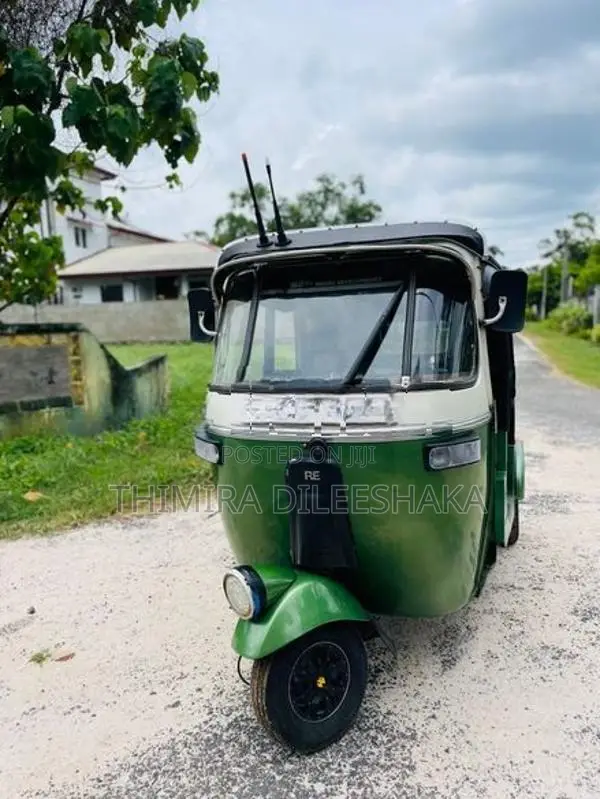 Bajaj RE 2 stroke 2004