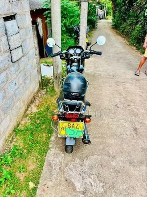 Bajaj CT100 2014
