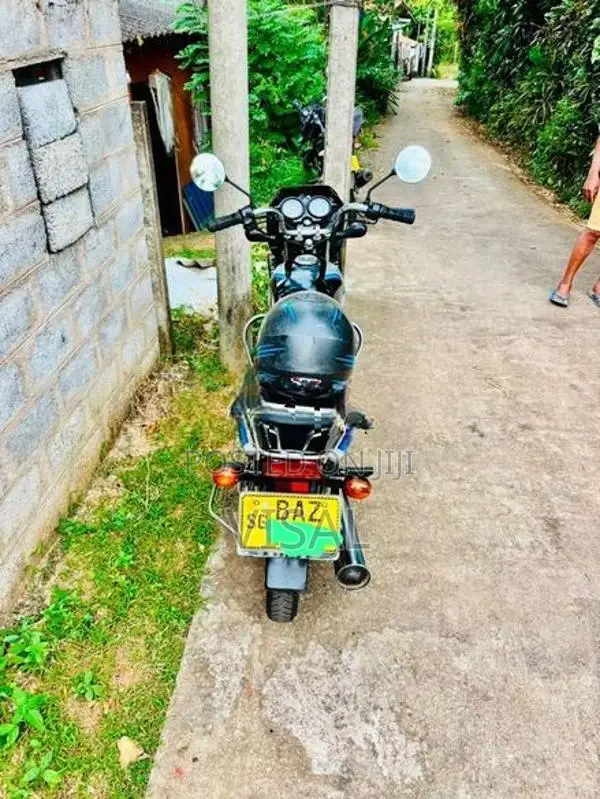 Bajaj CT100 2014