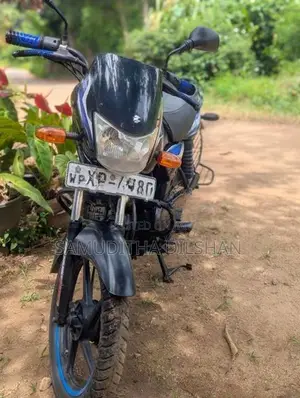 Bajaj Platina 125 2012