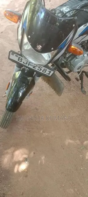 Bajaj CT100 ct 100 2023