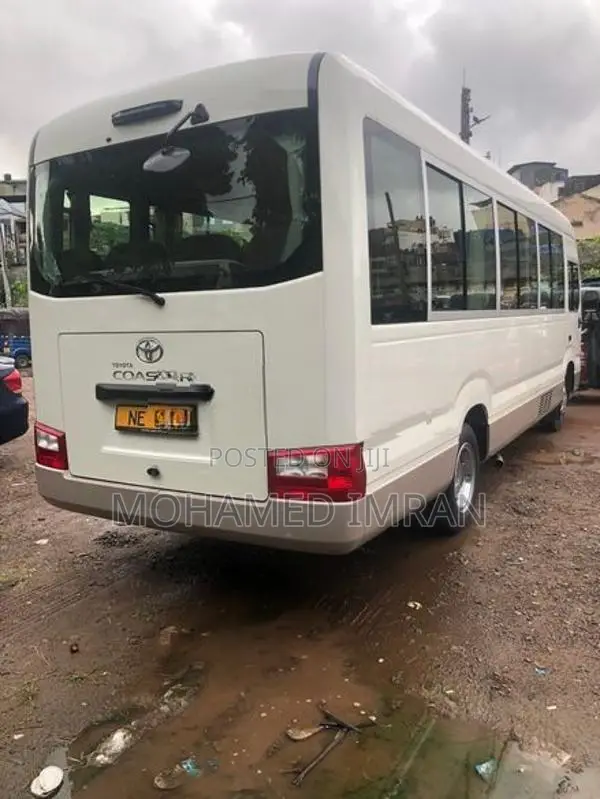 Toyota Coaster 2025
