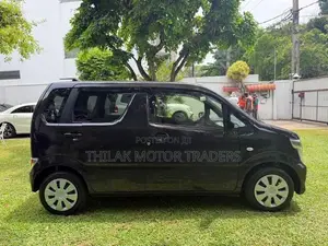 Suzuki Wagon R FX 2025
