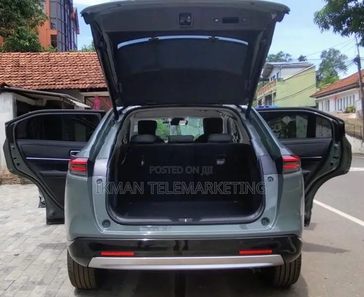 Honda Vezel 2025