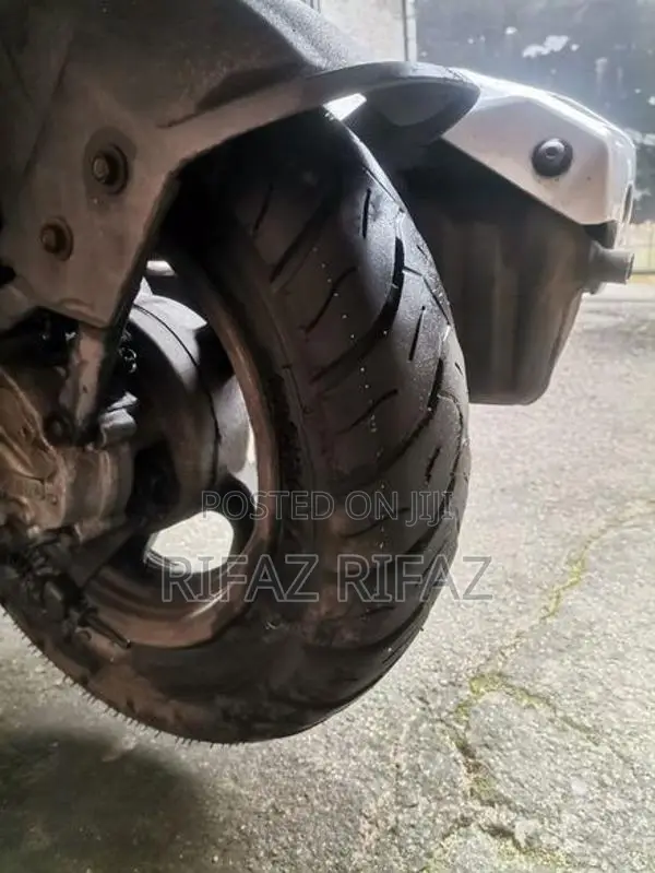 Suzuki Burgman 2019