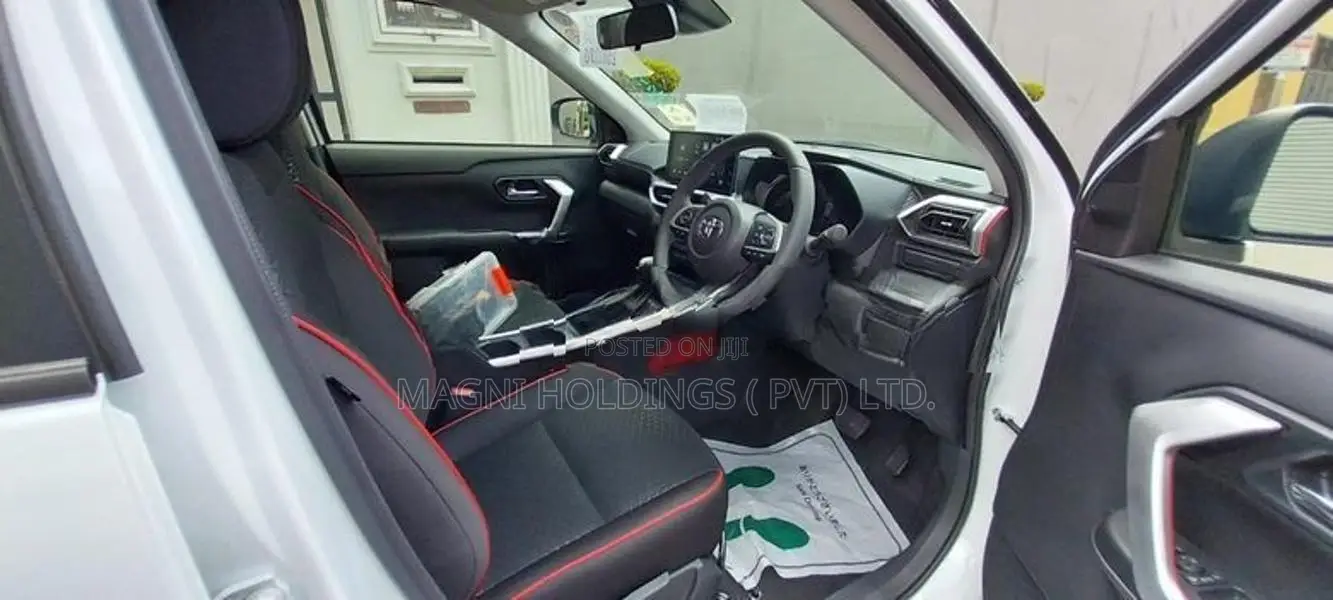 Toyota Raize Hybrid Z Grade BSM 2026