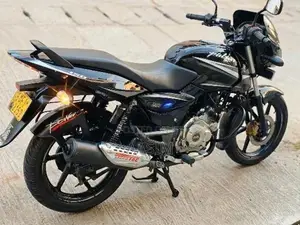 Bajaj Pulsar 150 2017