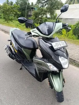 Yamaha RayZR 2017