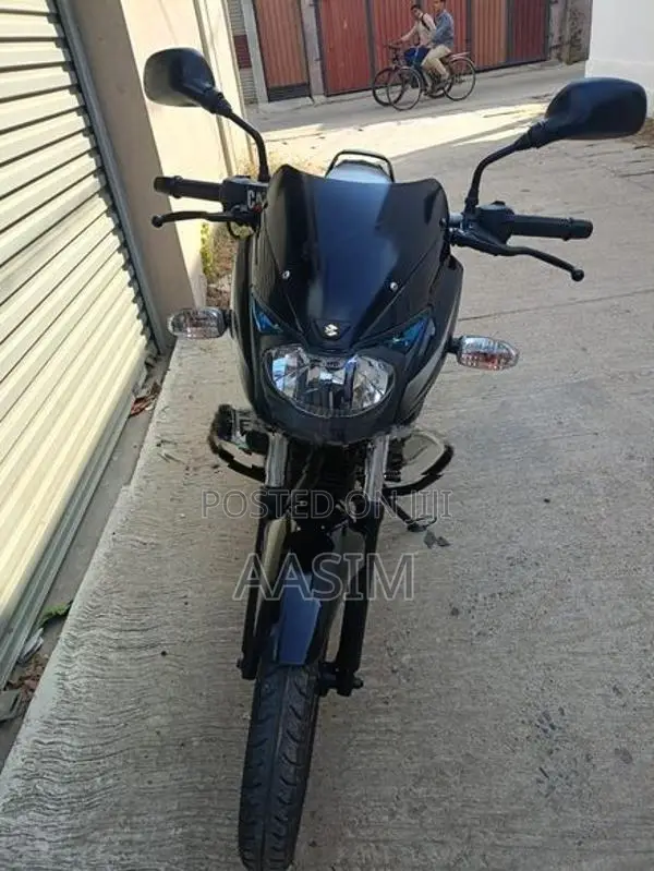 Bajaj Pulsar 150 2017