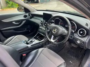 Mercedes Benz C180 2015
