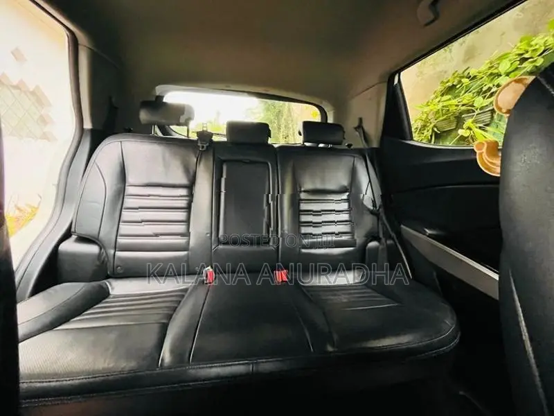 Ssang Yong Tivoli 2016