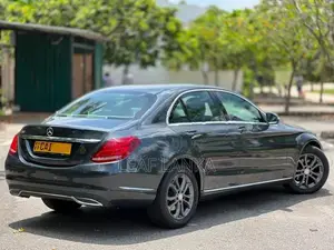 Mercedes Benz C180 2015