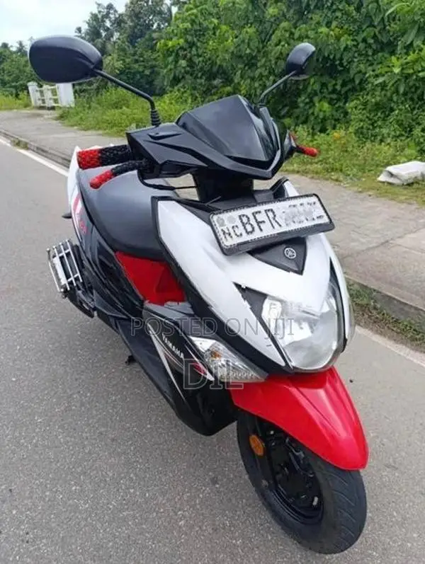 Yamaha RayZR 2017