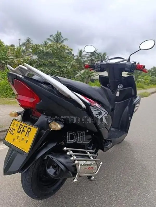 Yamaha RayZR 2017