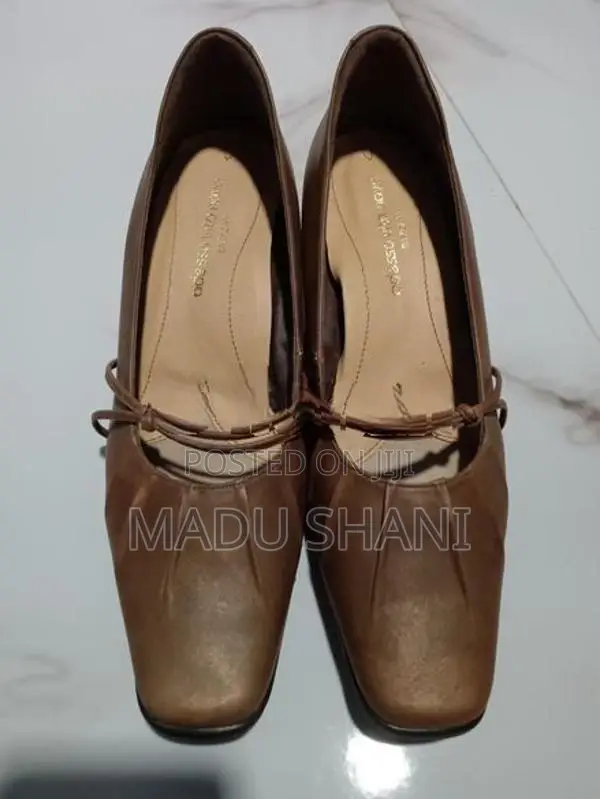ladies shoes