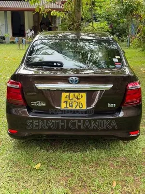 Toyota Axio 2016