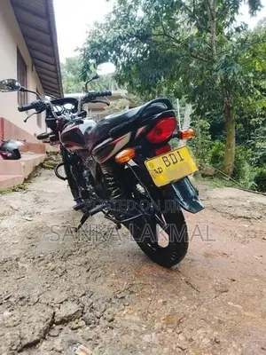 Bajaj Platina 100 ES 2015
