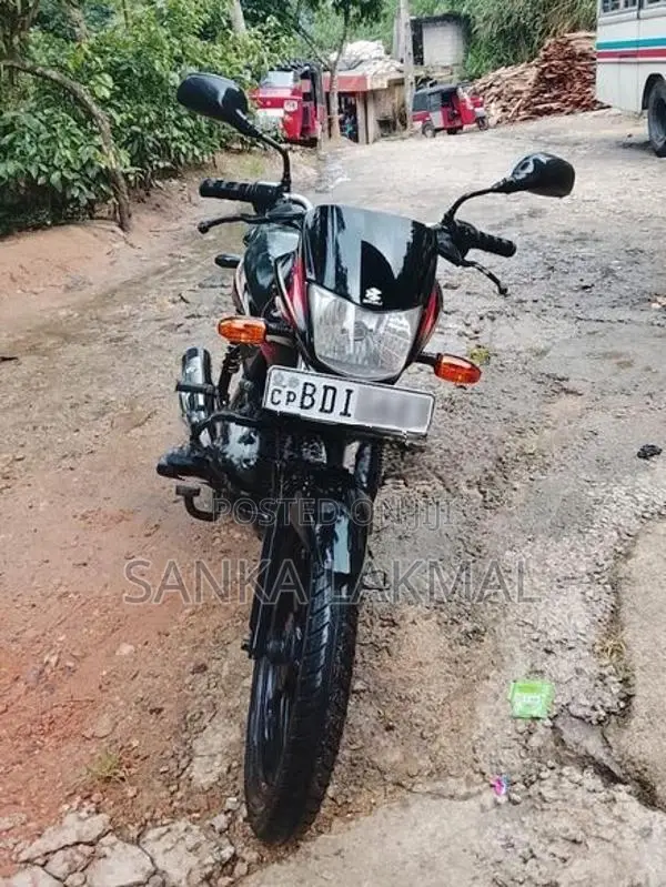 Bajaj Platina 100 ES 2015