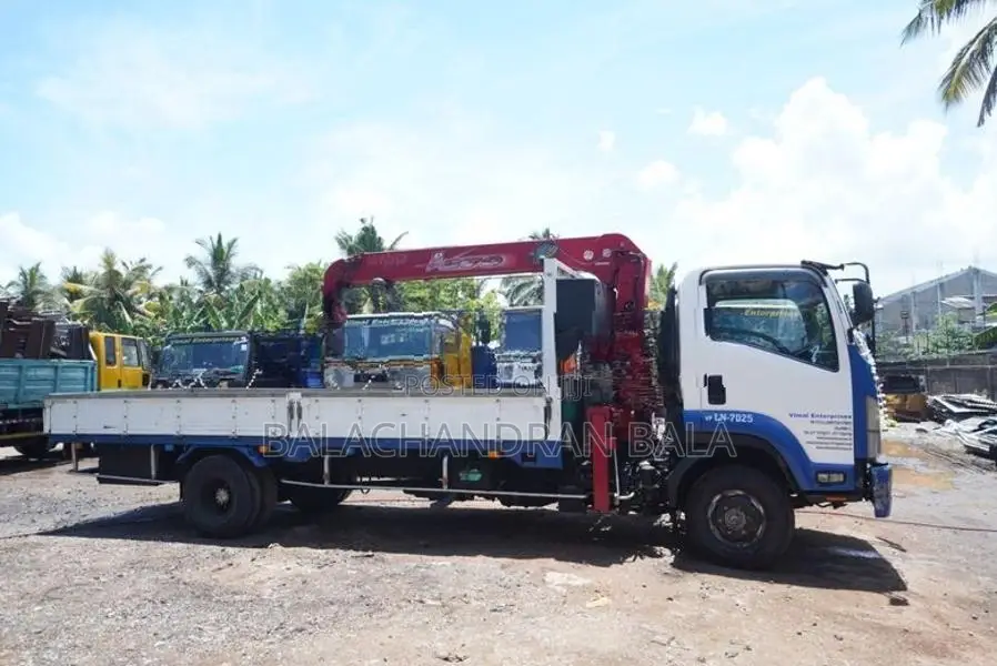Isuzu Boom Truck Japan 2009