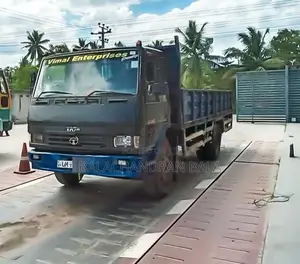 Tata 1109 2015