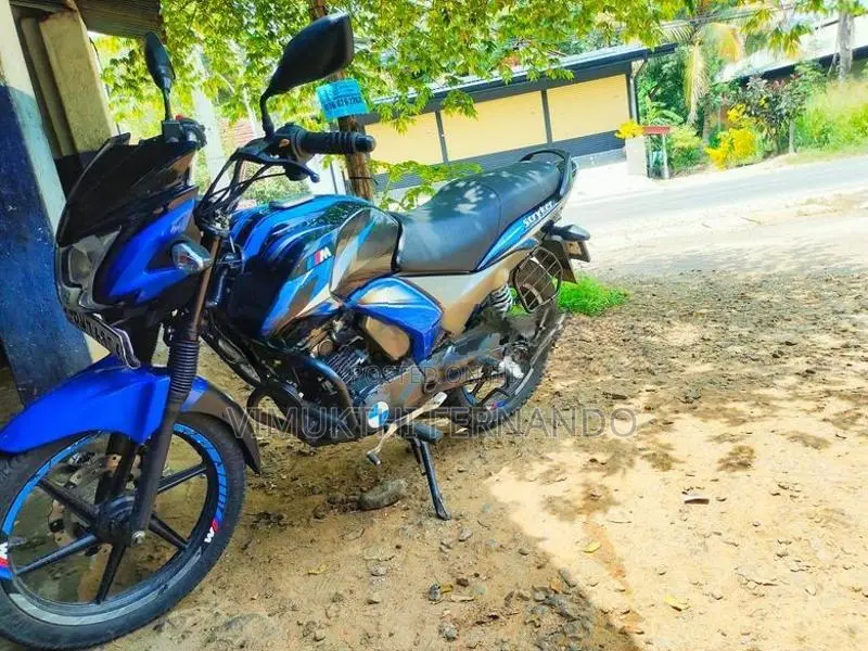TVS Stryker 2019
