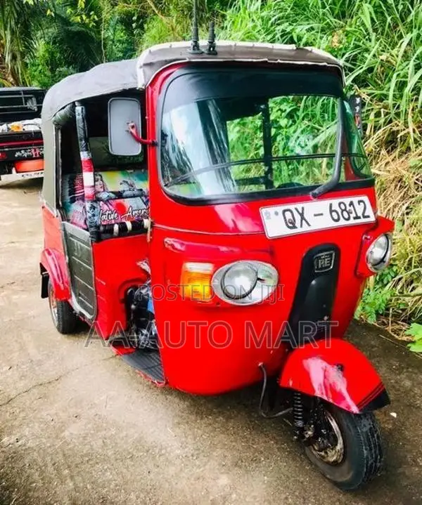 Bajaj RE 4 Stroke 2010