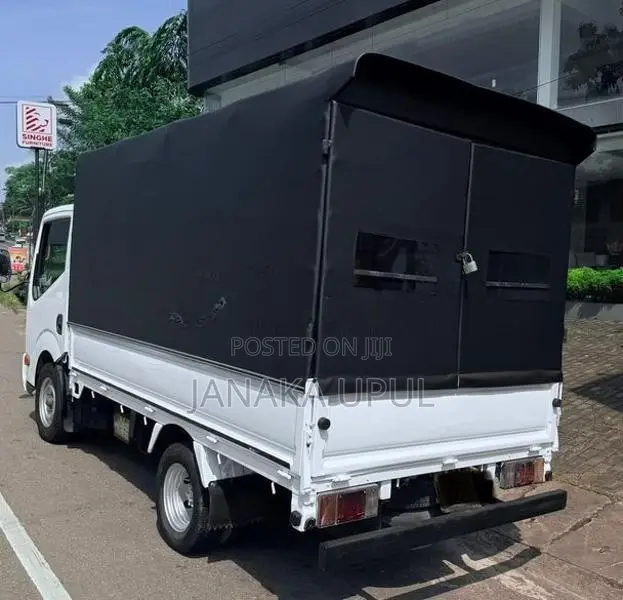 Nissan Cabstar 2015
