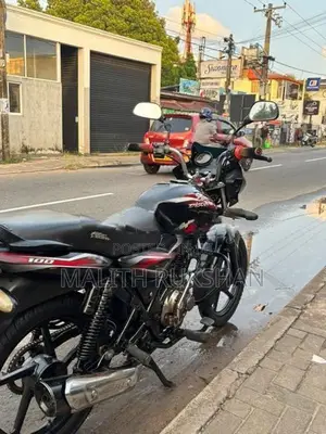 Bajaj Discover 2011