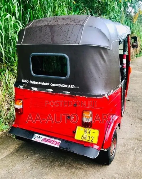 Bajaj RE 4 Stroke 2010