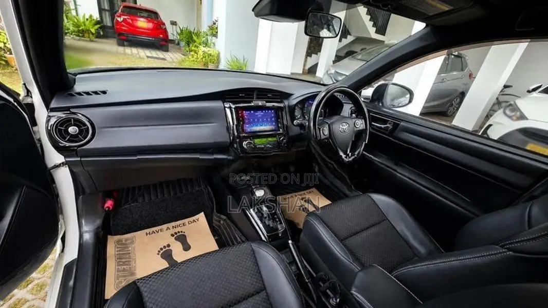 Toyota Axio WXB 2017