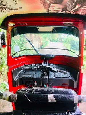 Bajaj RE 4 Stroke 2010