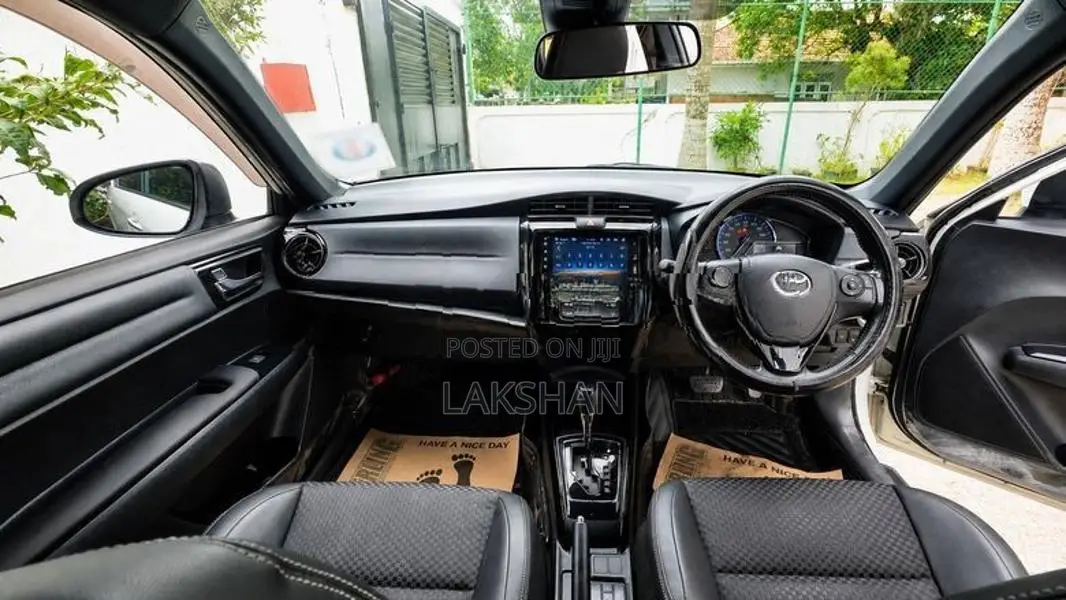 Toyota Axio WXB 2017