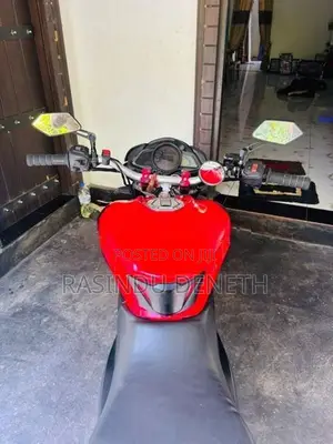Bajaj Pulsar NS160 2017