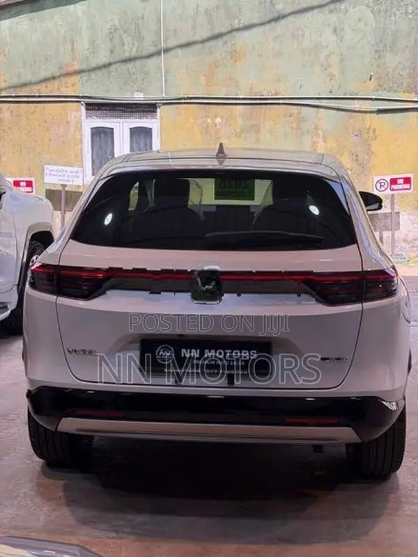 Honda Vezel Z-PREMIUM 2026