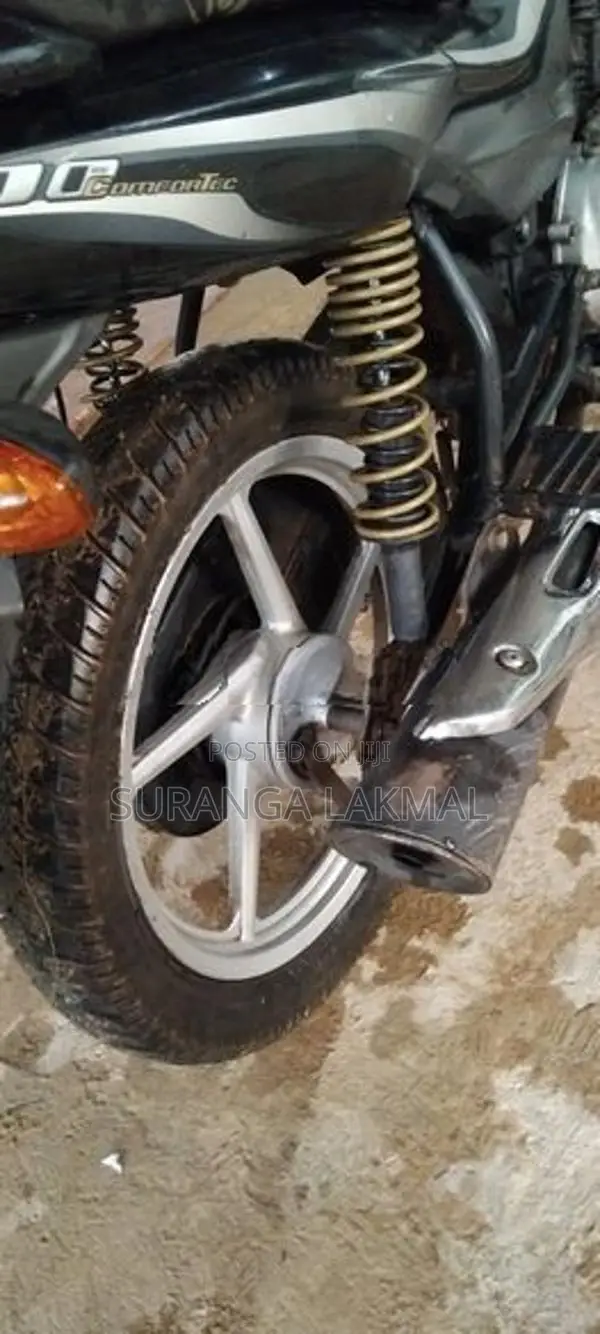 Bajaj Platina 100 ES 2017