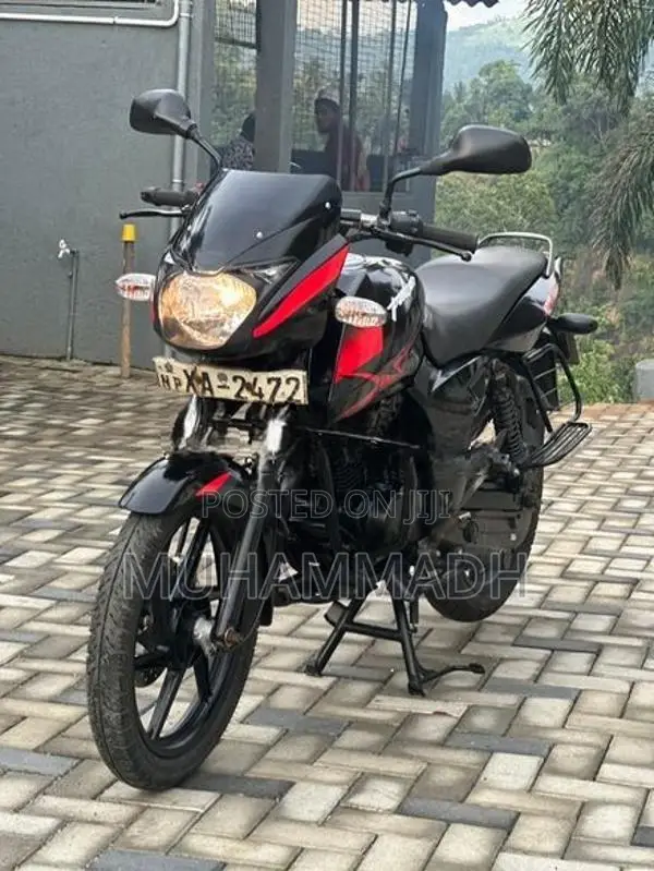 Bajaj Pulsar 150 2011